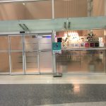 屋内に展示されている