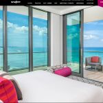 海の中にあるベッド