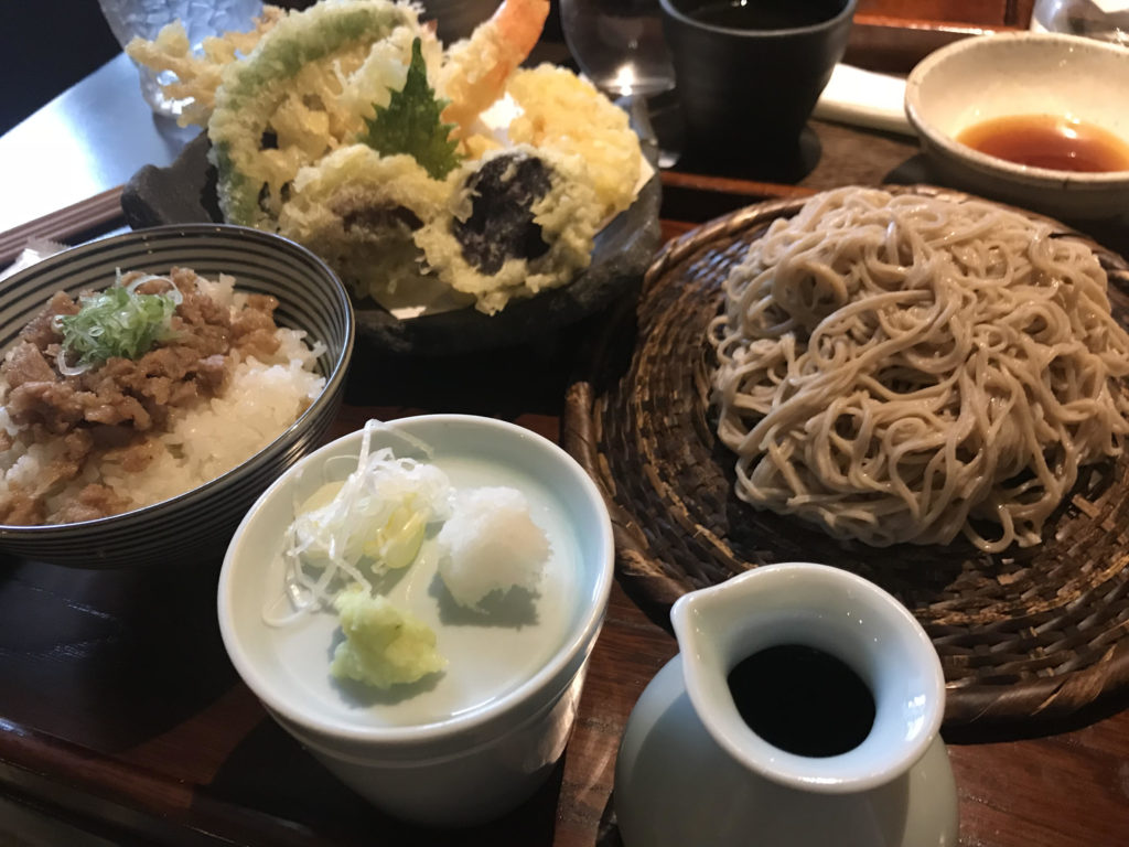 朝食とコーヒー