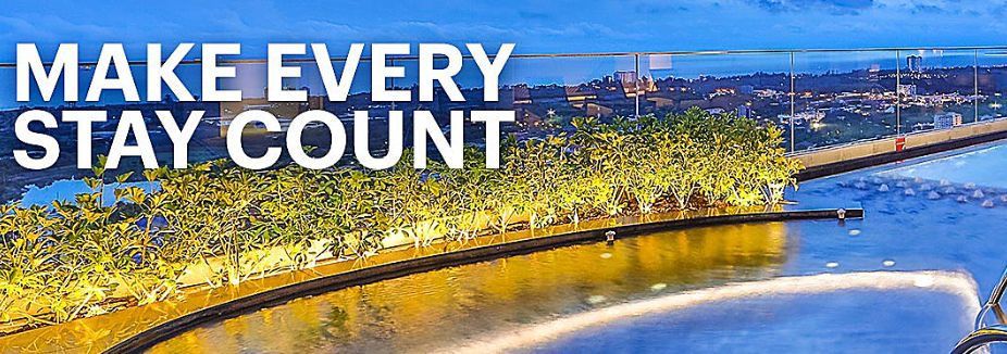 橋の上に置かれたボート