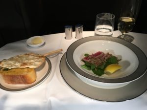 テーブルの上の料理