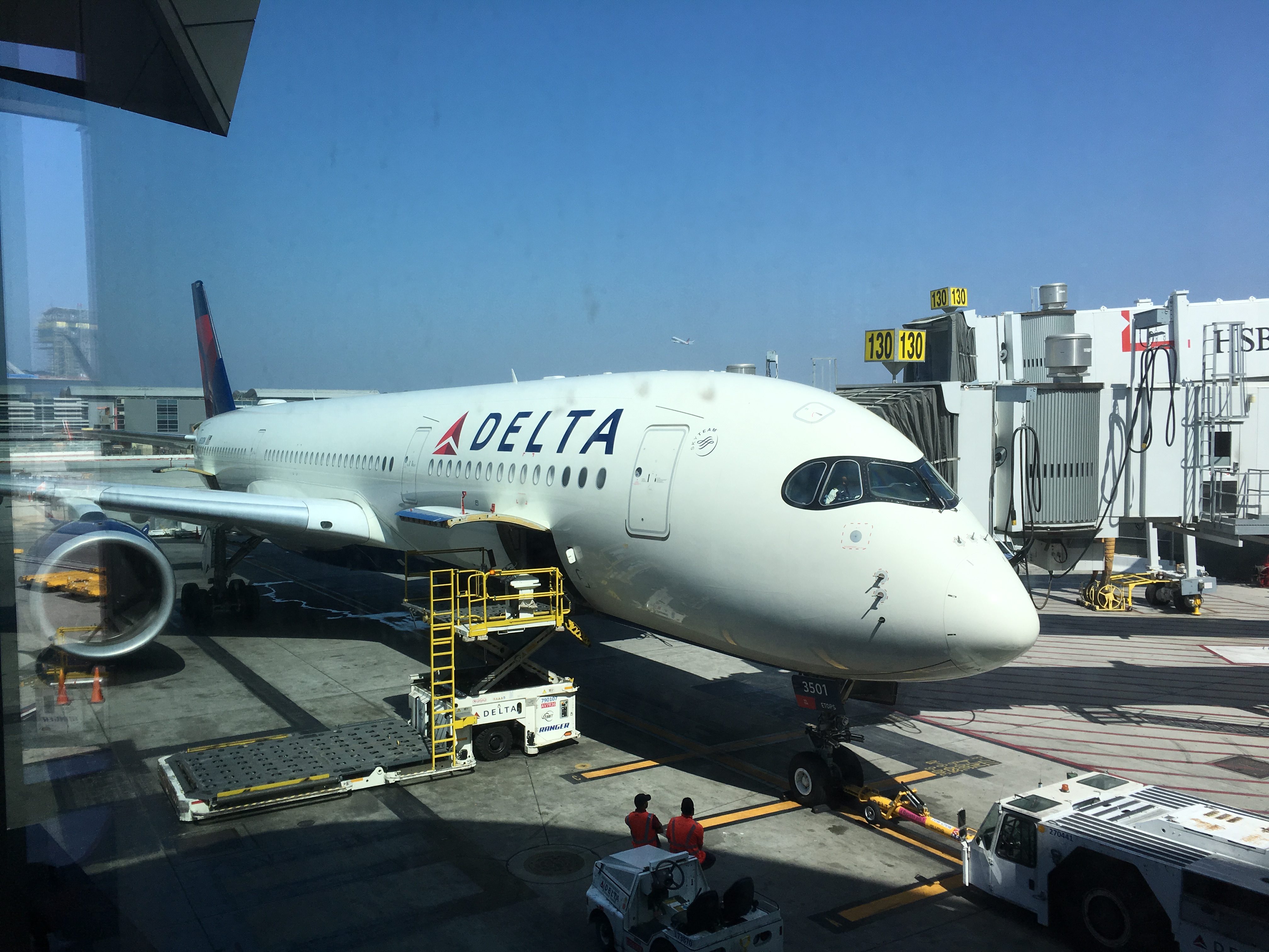 デルタ航空(Delta)ビジネスクラス(Delta One Suite)搭乗レビュー! ロス