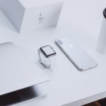 コンピューターのキーボードとマウス