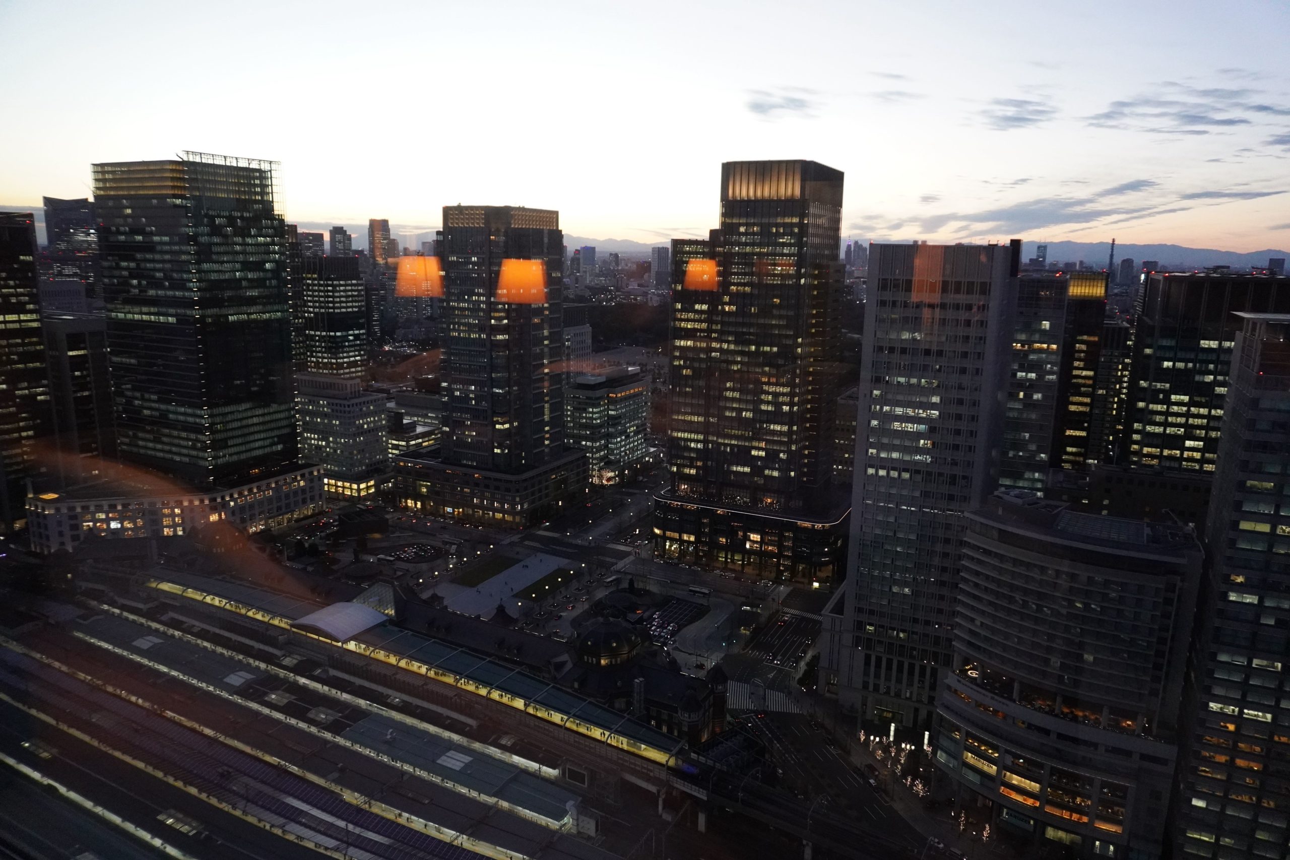 夜の街の風景