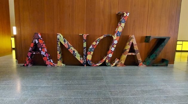 ボートに乗っている人たち