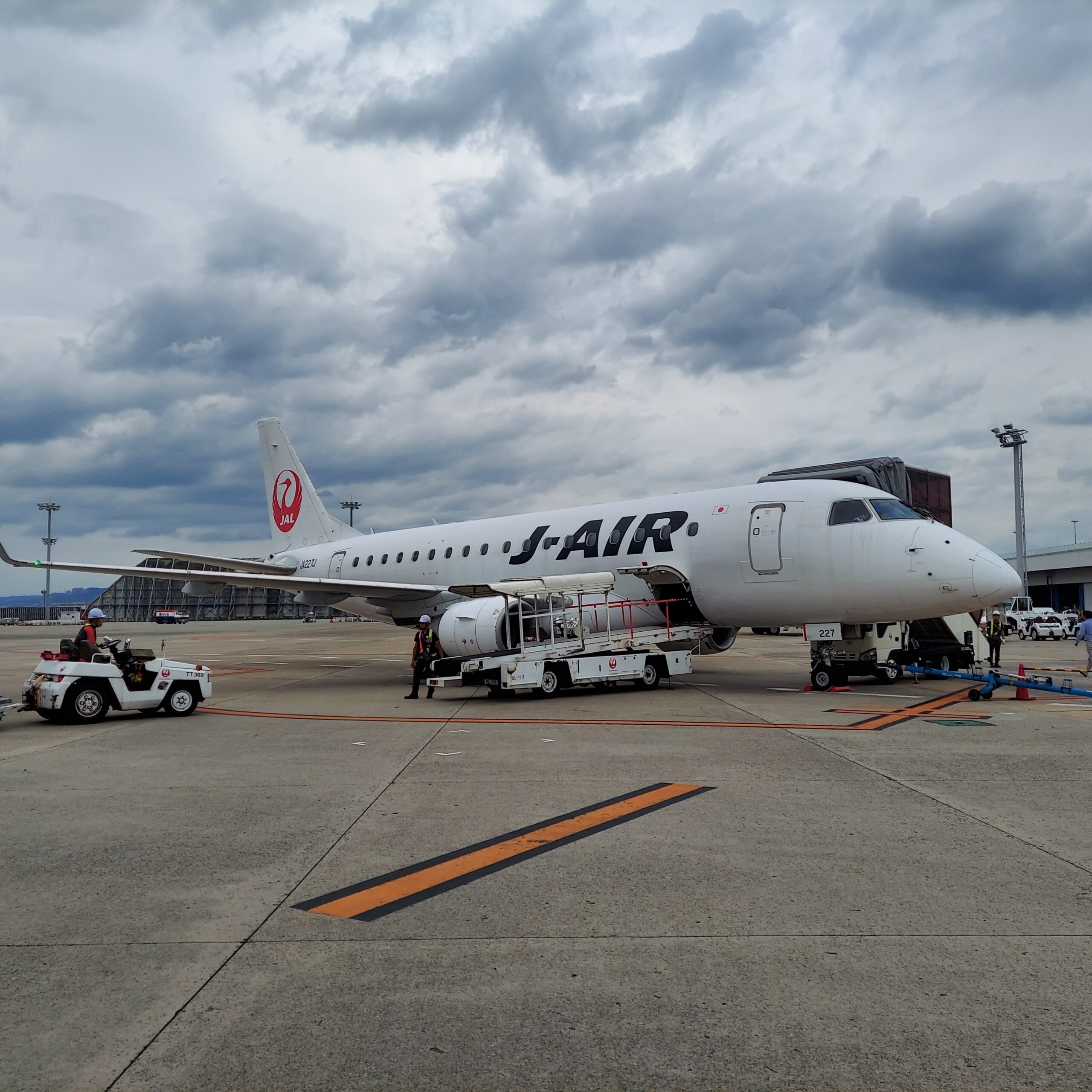 空港で駐車した飛行機