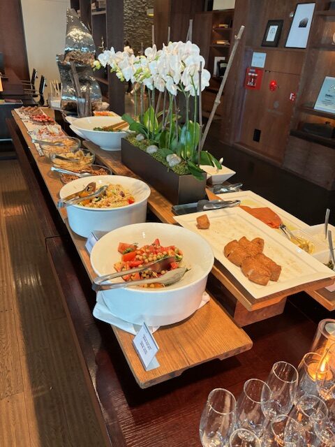 テーブルの上の料理