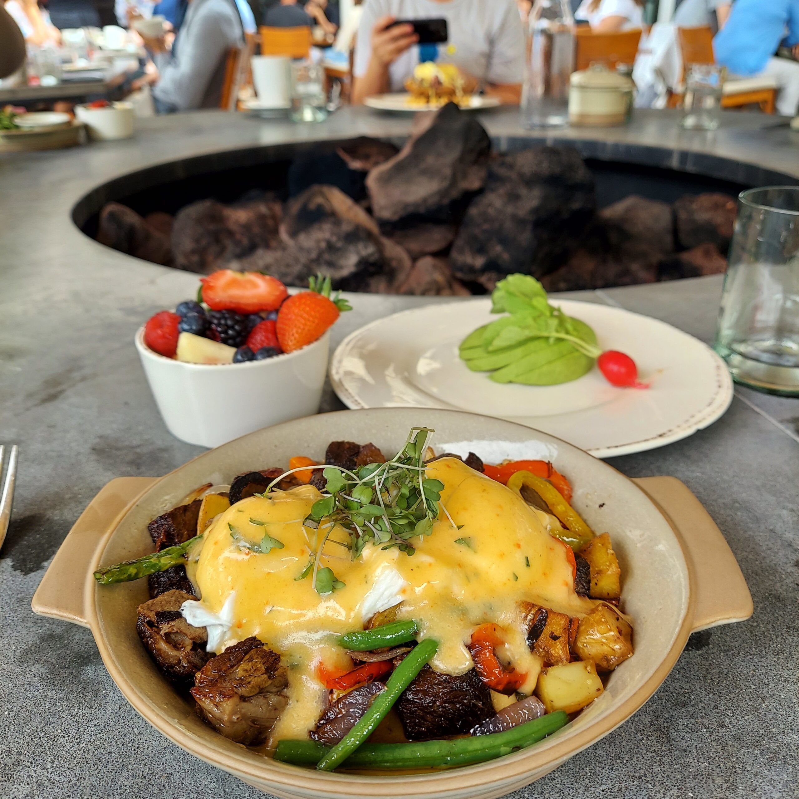 テーブルの上の料理
