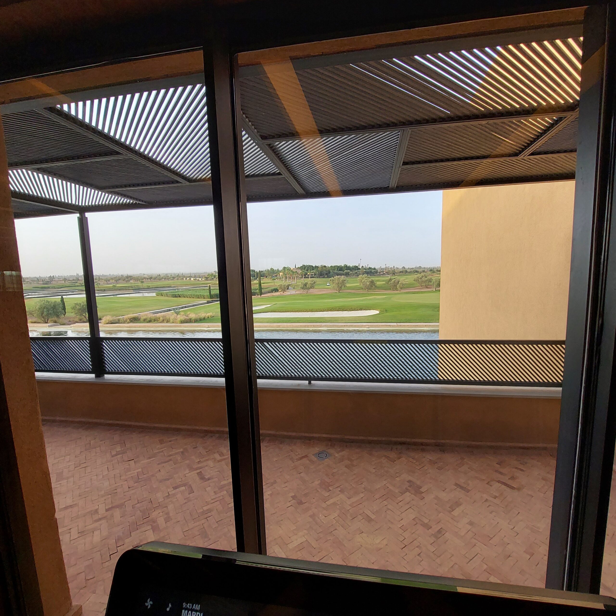 建物の入り口