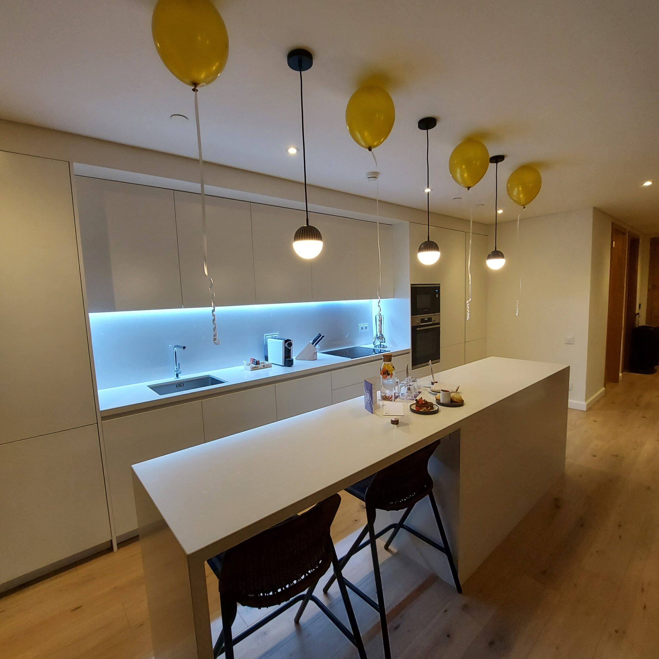 部屋に備え付けているカウンター