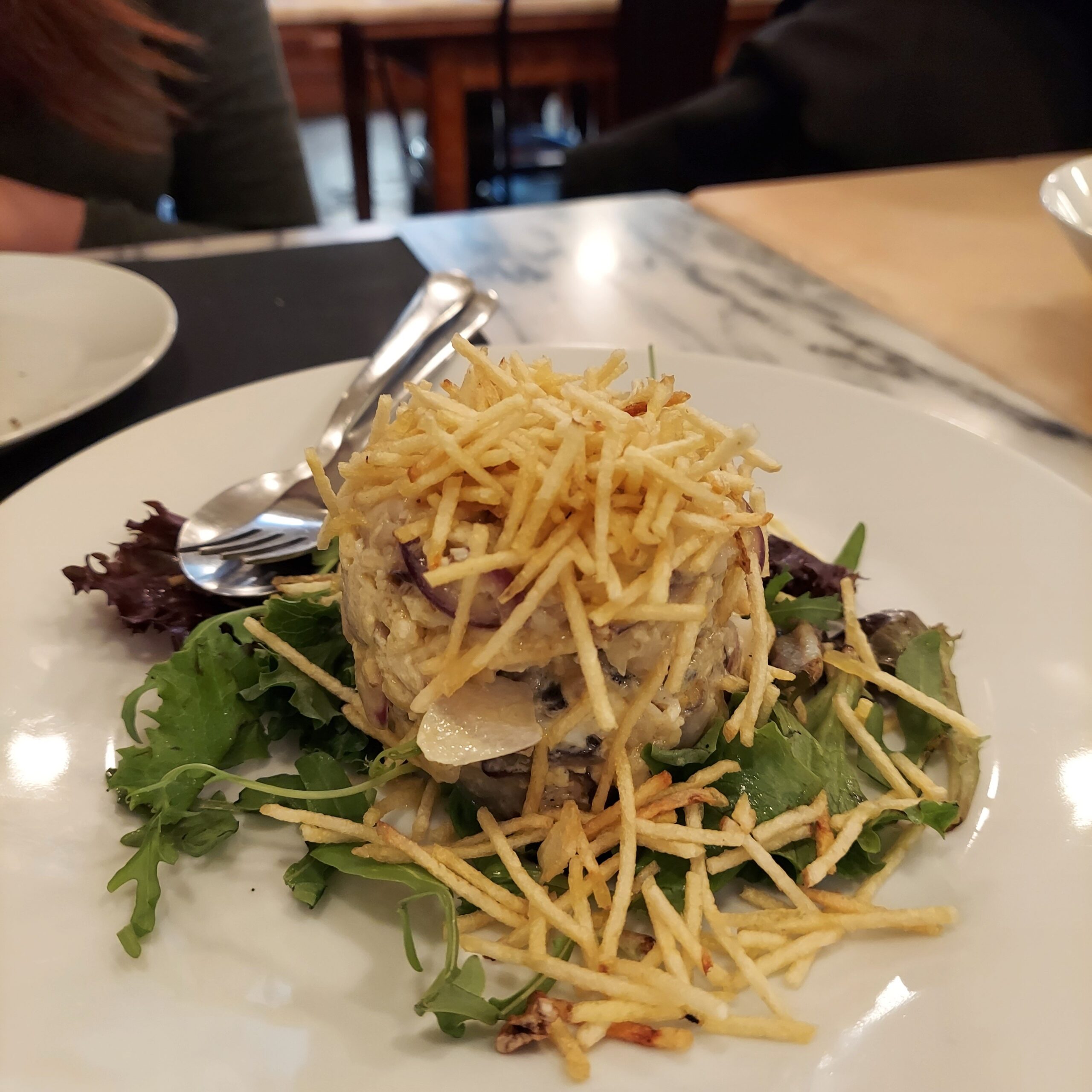 皿の上の料理