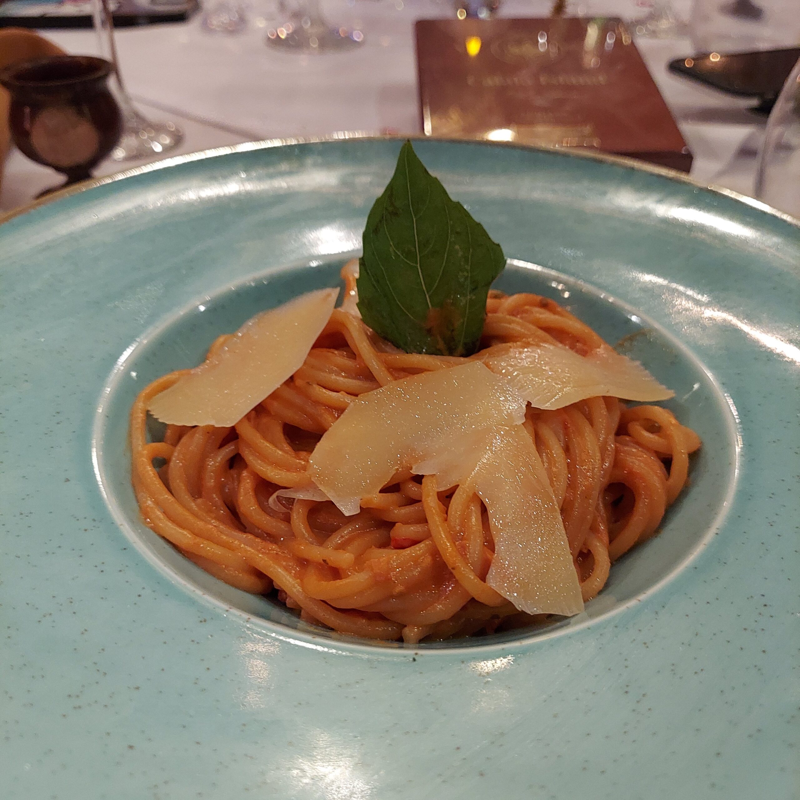 皿の上の料理