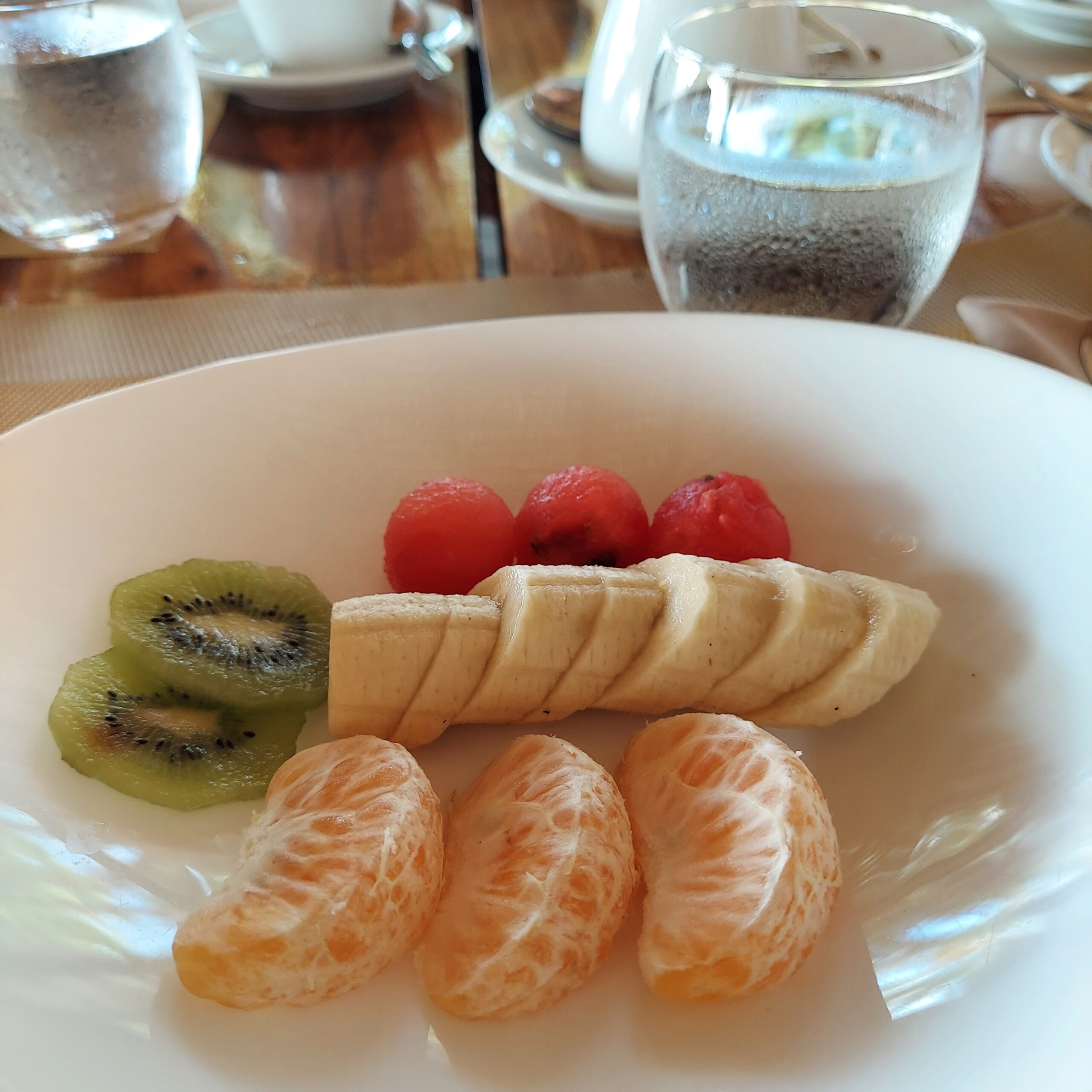 皿の上の食べ物