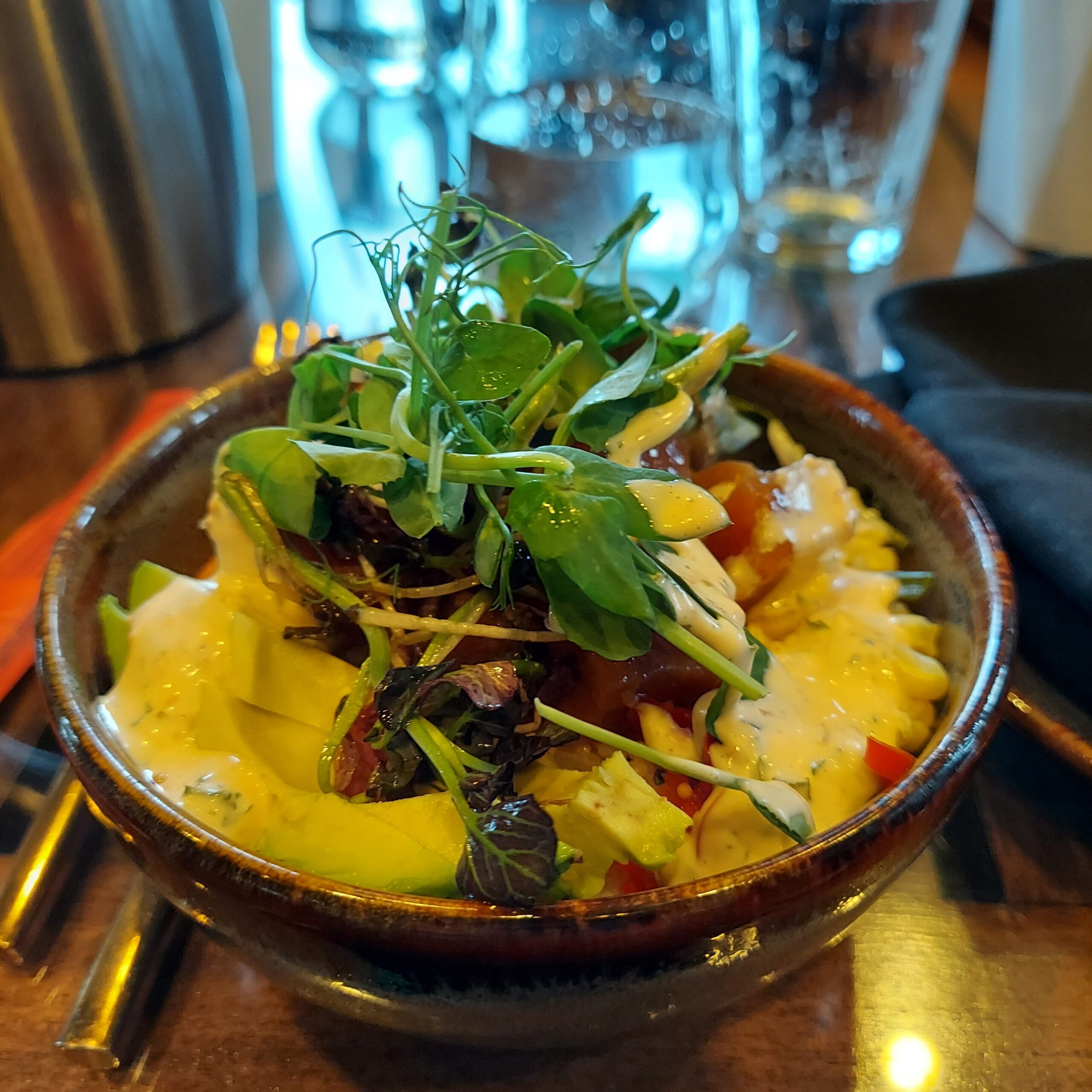 ボウルに盛られた料理