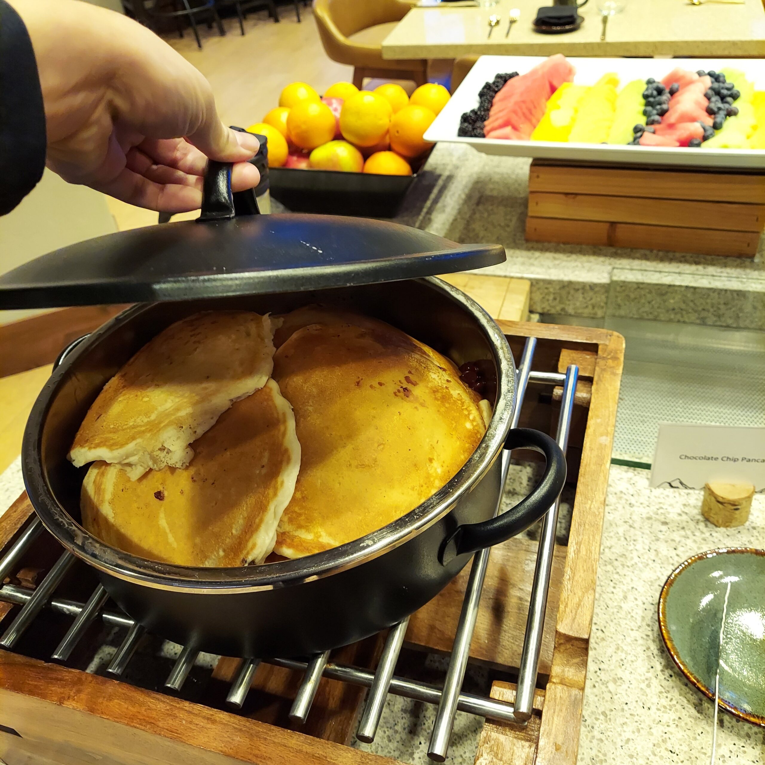 フライパンで焼いている