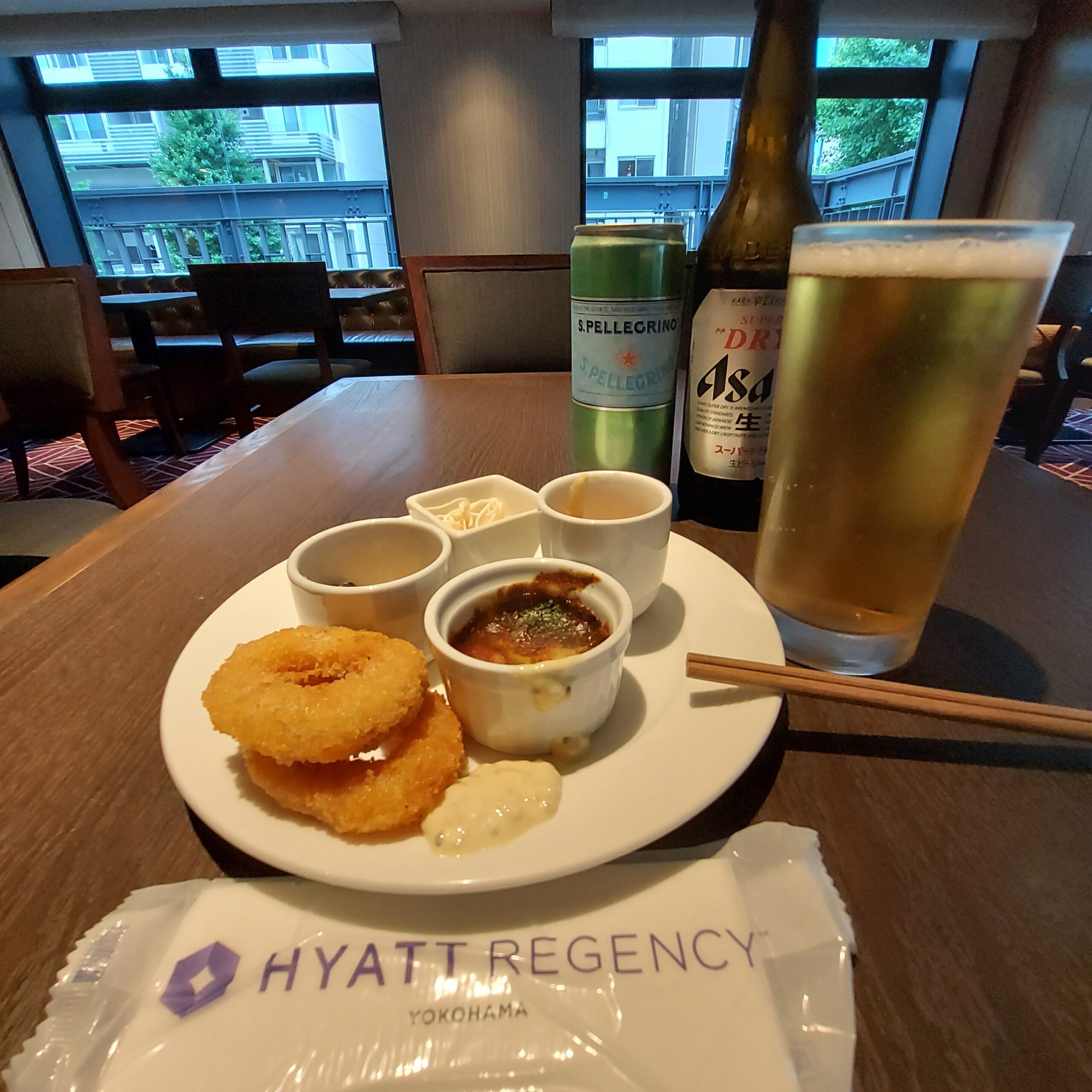 テーブルの上の朝食