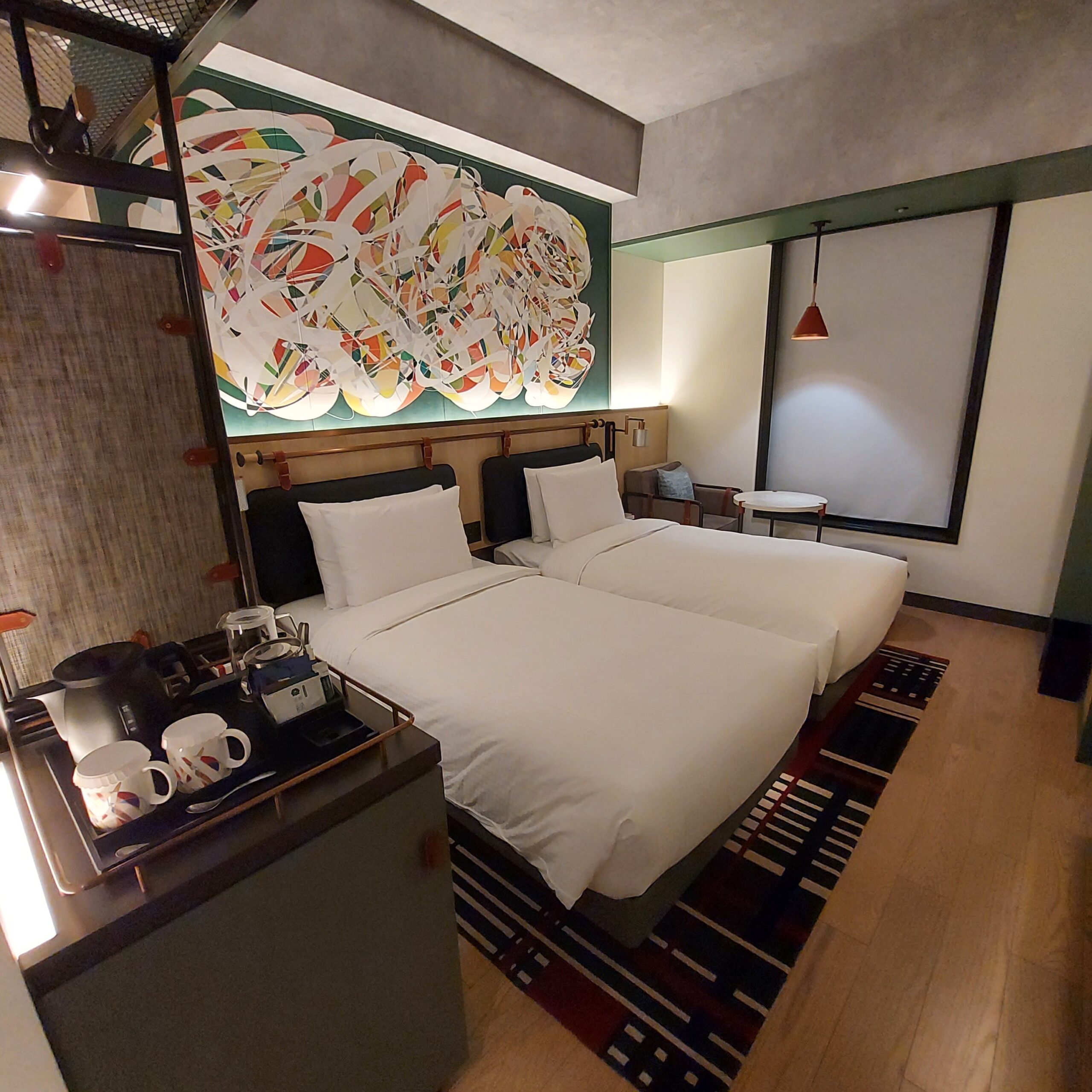 部屋に備えている様々な書類