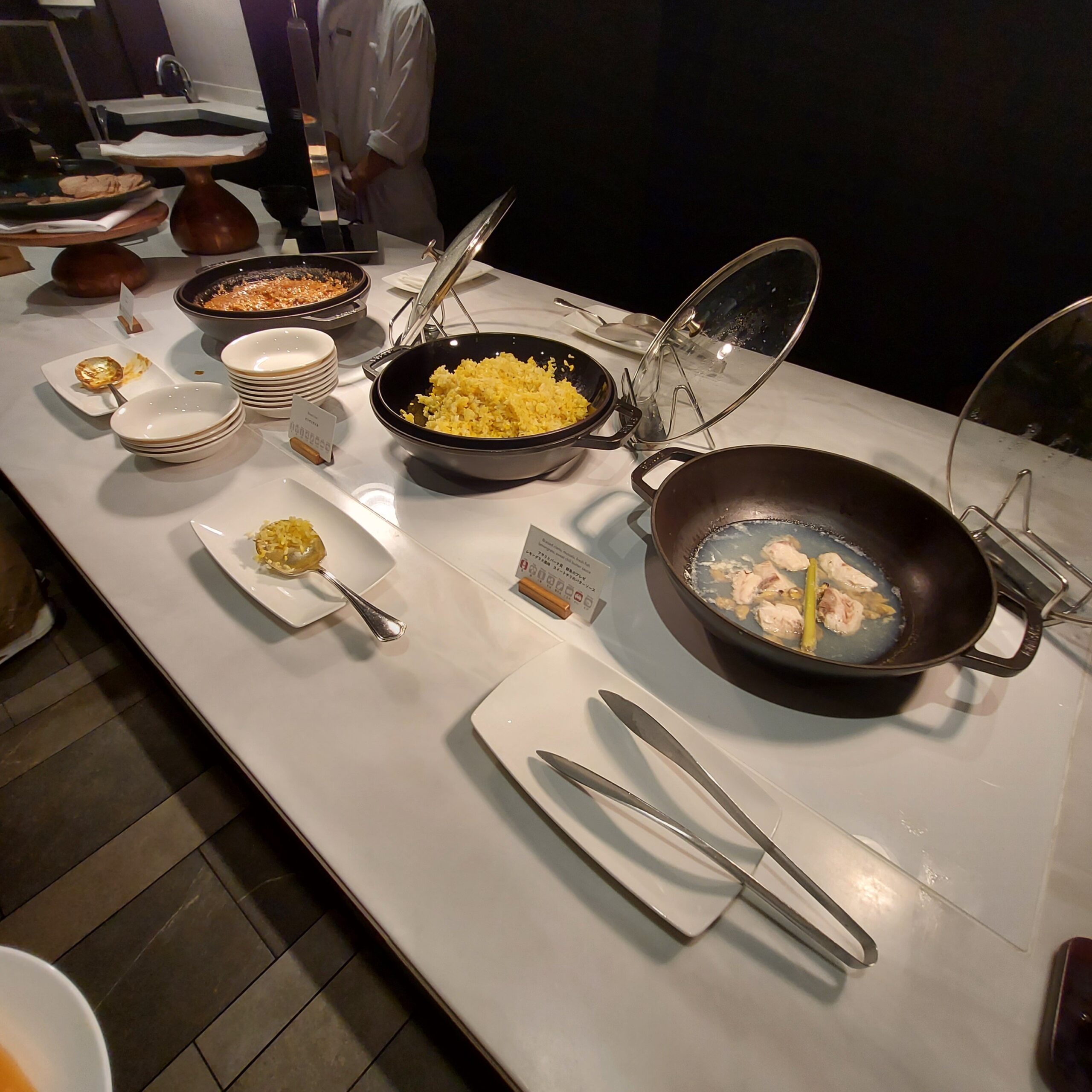 テーブルの上の料理
