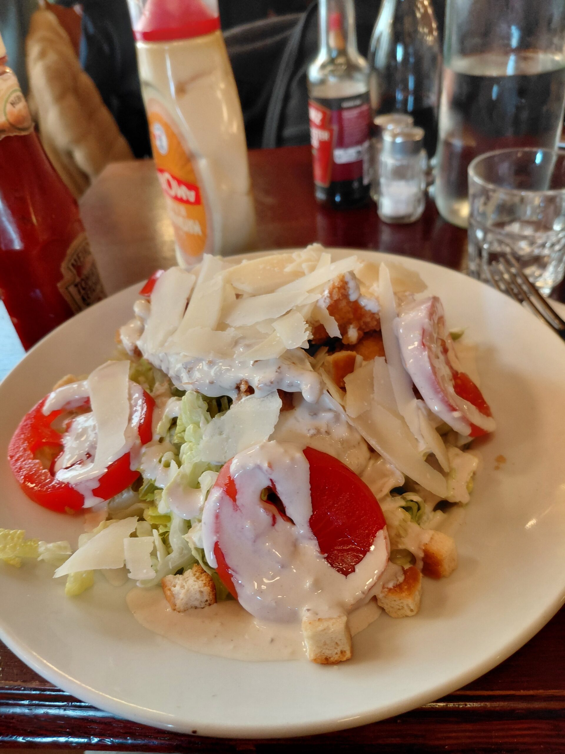 皿の上の食べ物