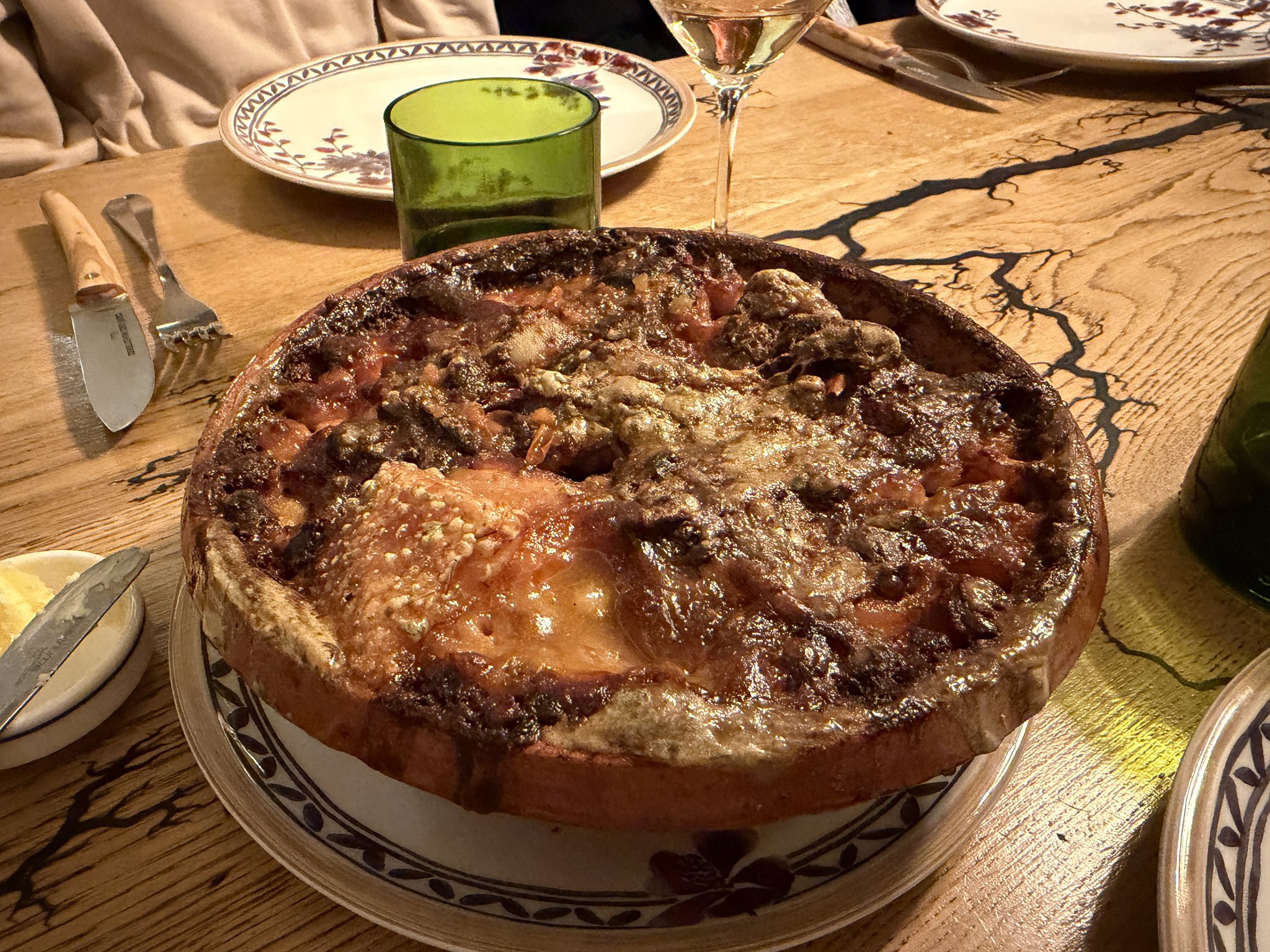 皿の上のケーキ