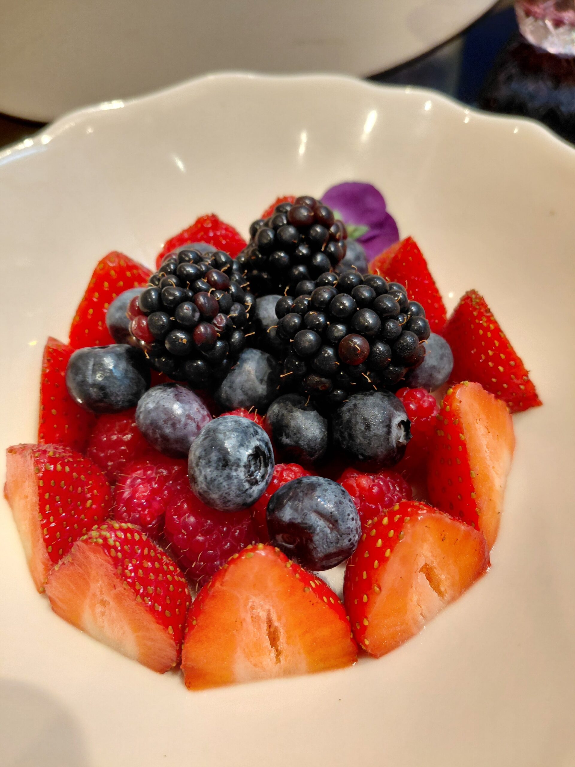 皿の上のデザート