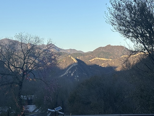 雪が降った山の景色