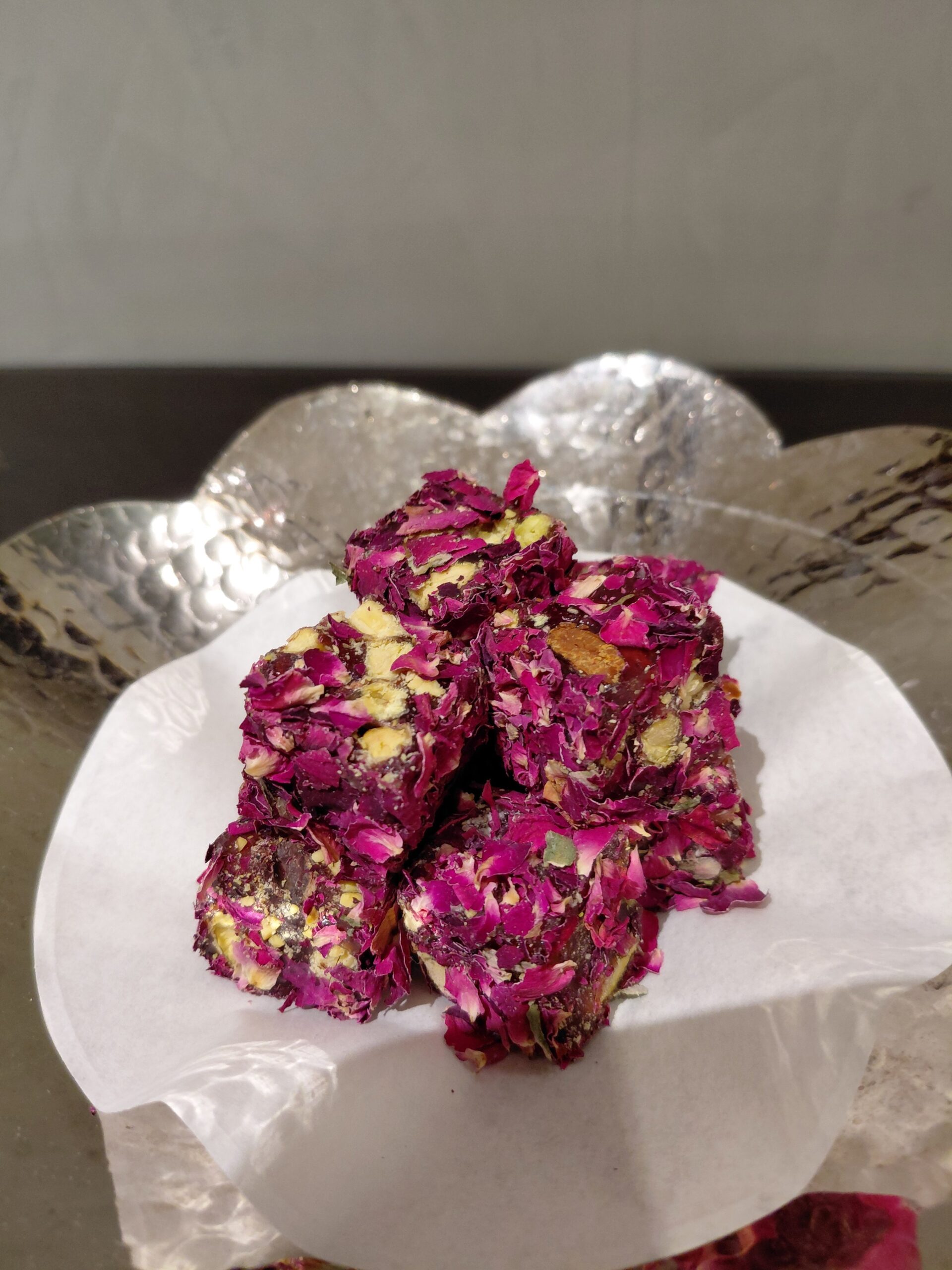 ピンクのケーキ