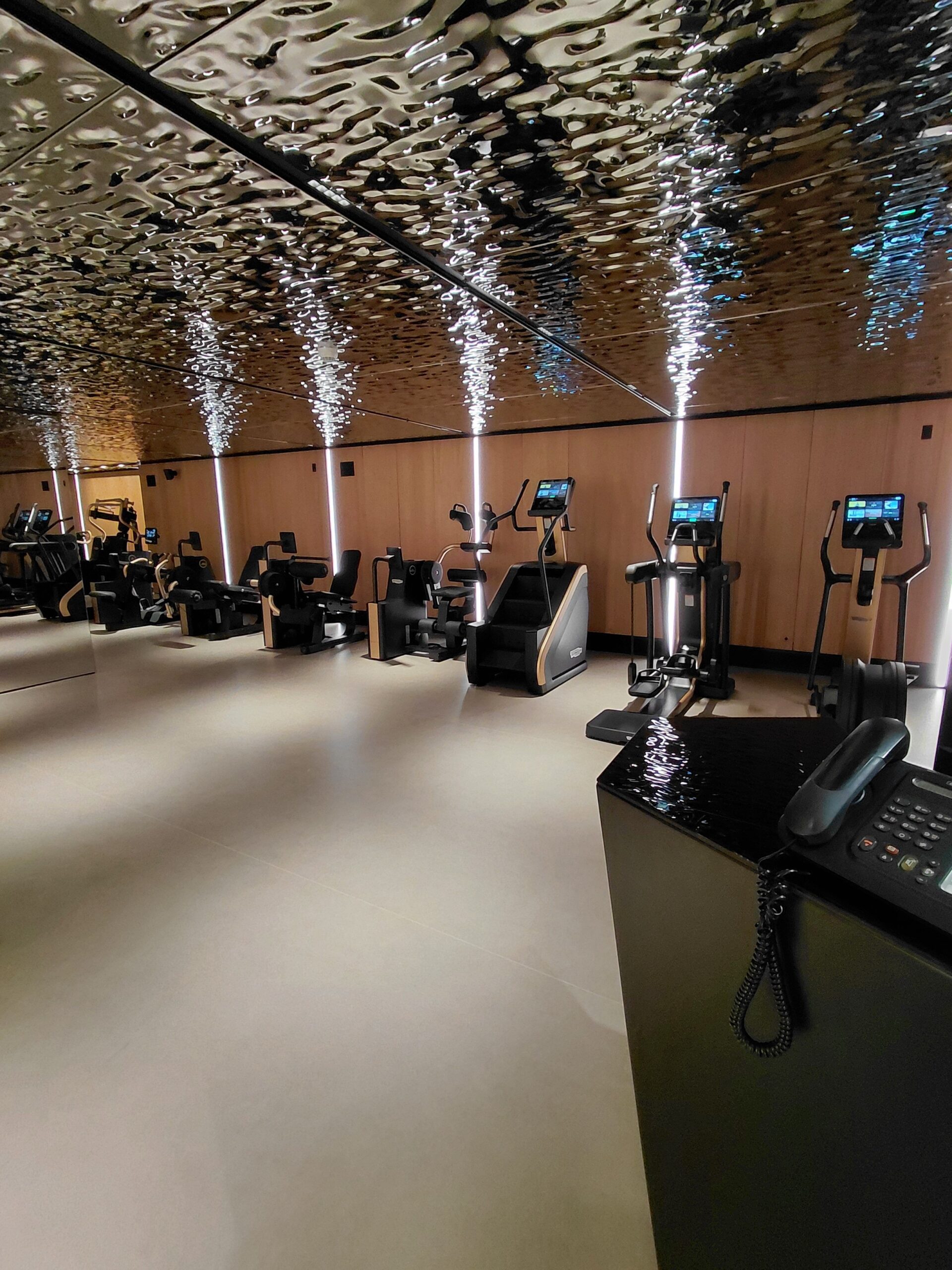 雨が降っている