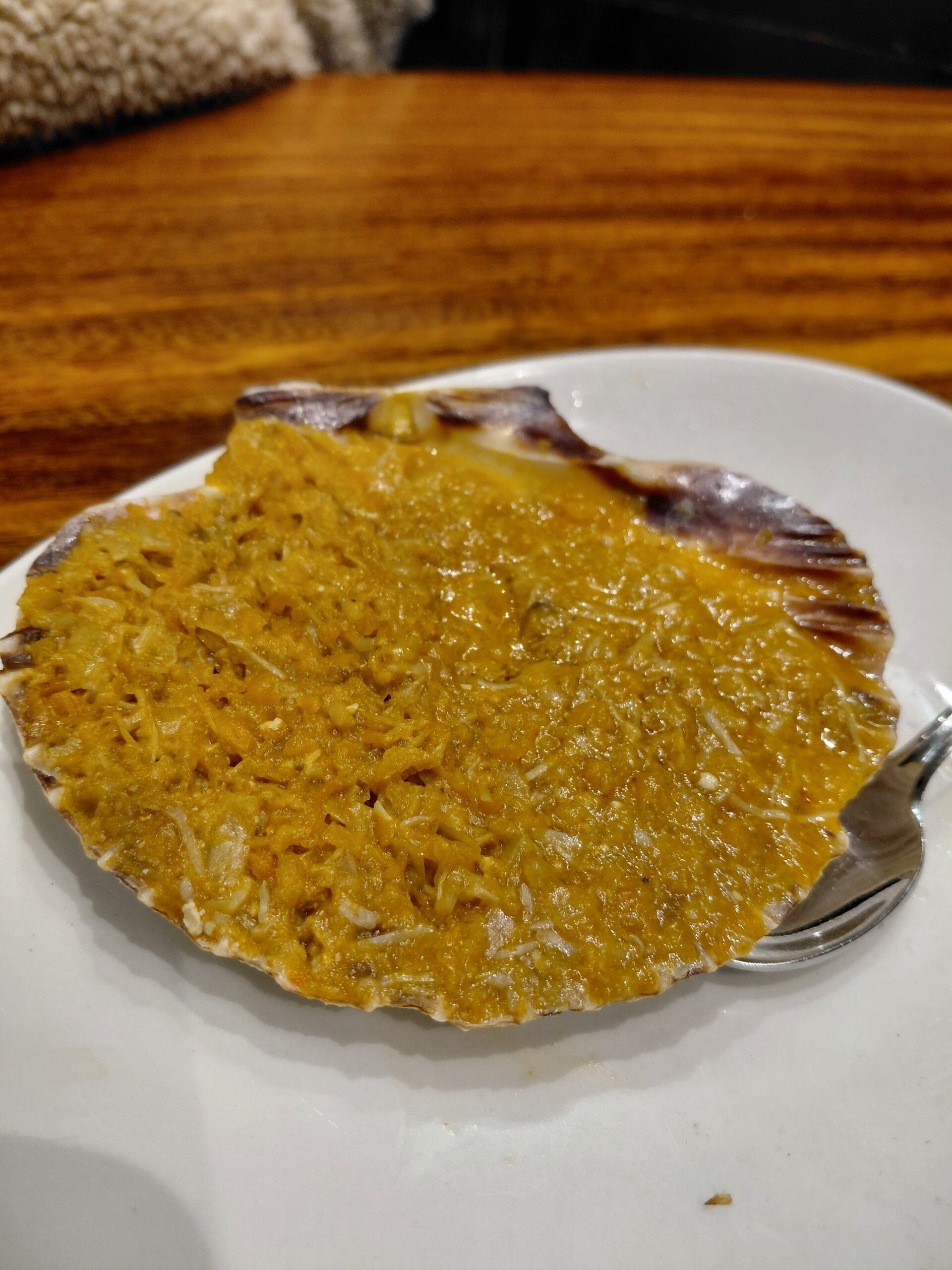 皿の上の食べ物