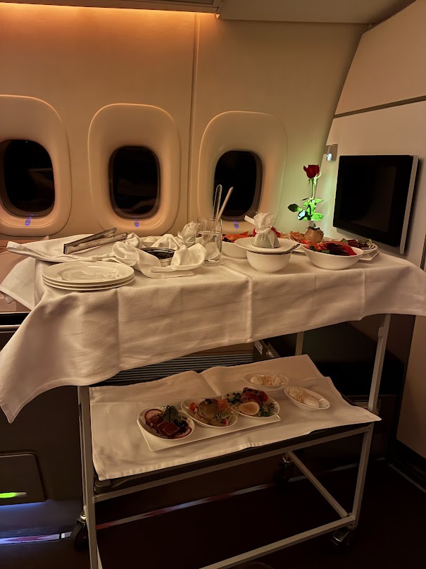 トレイの上に置かれている部屋