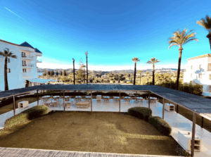 桟橋の上にある橋