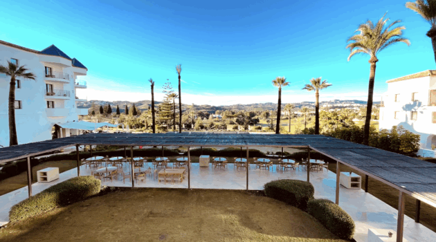 桟橋の上にある橋