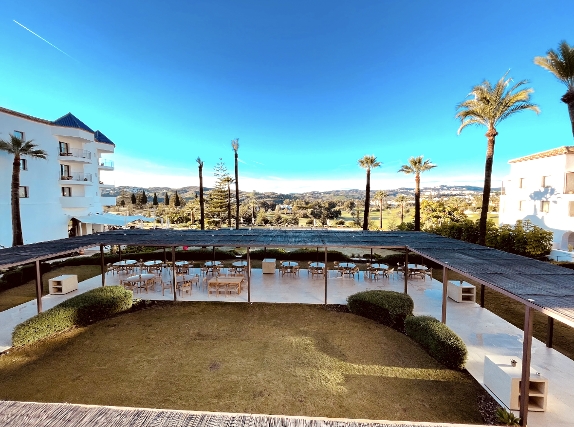 桟橋の上にある橋